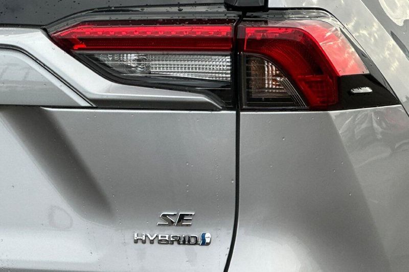 Used 2023 Toyota RAV4 Hybrid SEImage 25