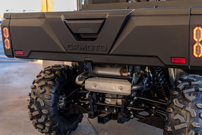 2025 CFMOTO UFORCE 1000 Image 4