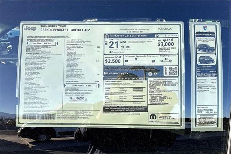 New 2025 Jeep Grand Cherokee L Laredo X 4x2Image 16