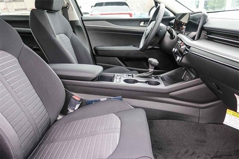 New 2026 Kia K5 LXSImage 9