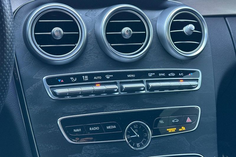 2021 Mercedes-Benz C-Class C 300Image 23