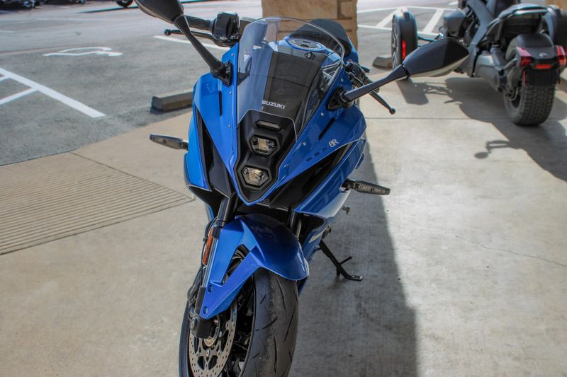 NEW 2026 SUZUKI GSX8R Image 8