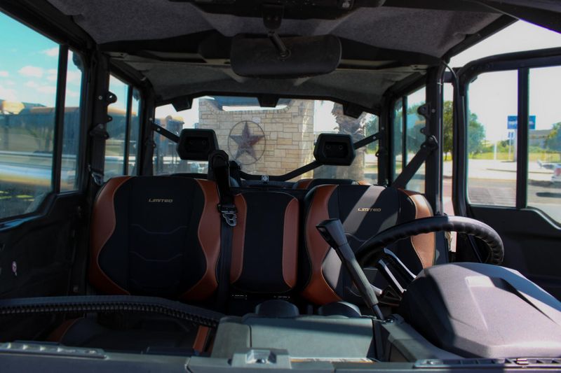 2023 Can-Am DEFENDER MAX LTD HD10 BACKWOODS CAMO Image 20