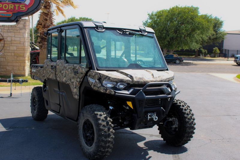 2023 Can-Am DEFENDER MAX LTD HD10 BACKWOODS CAMO Image 1