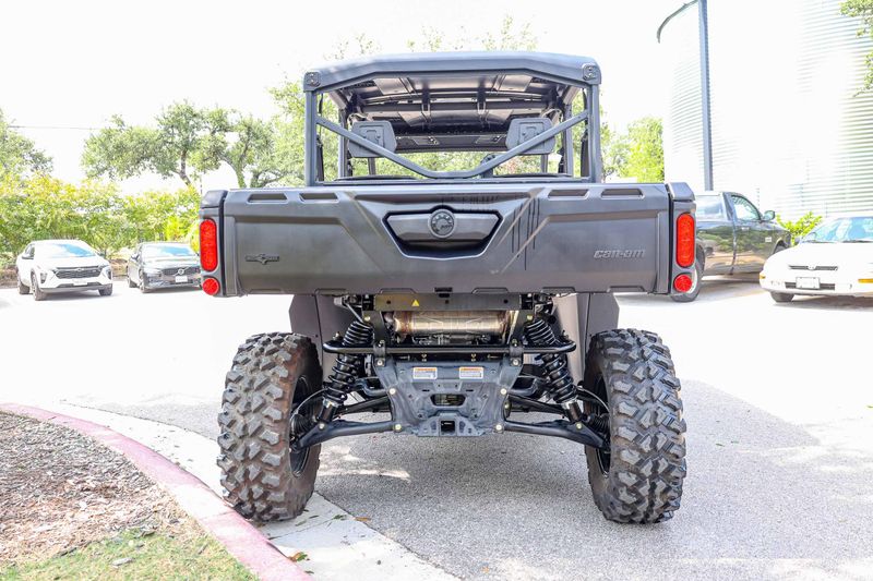 USED 2025 CAN-AM DEFENDER MAX LONE STAR HD10 Image 24
