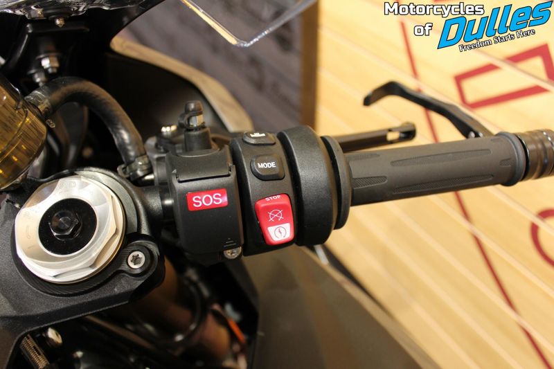 New 2025 BMW S 1000 RR Image 14