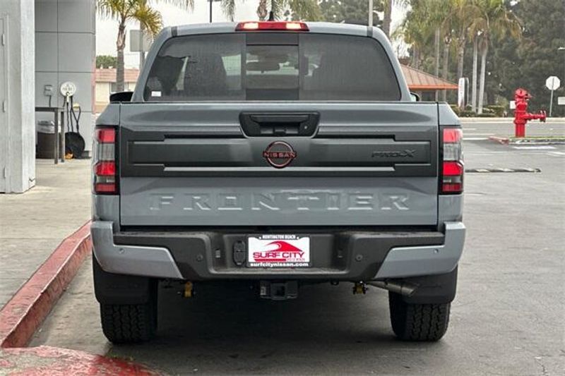 New 2025 Nissan Frontier PRO-XImage 4