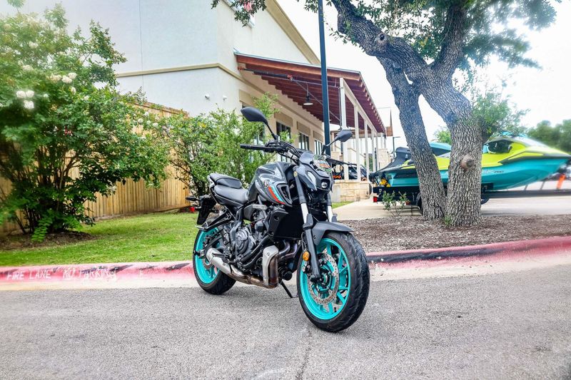 2022 Yamaha MT07  GRAY Image 1