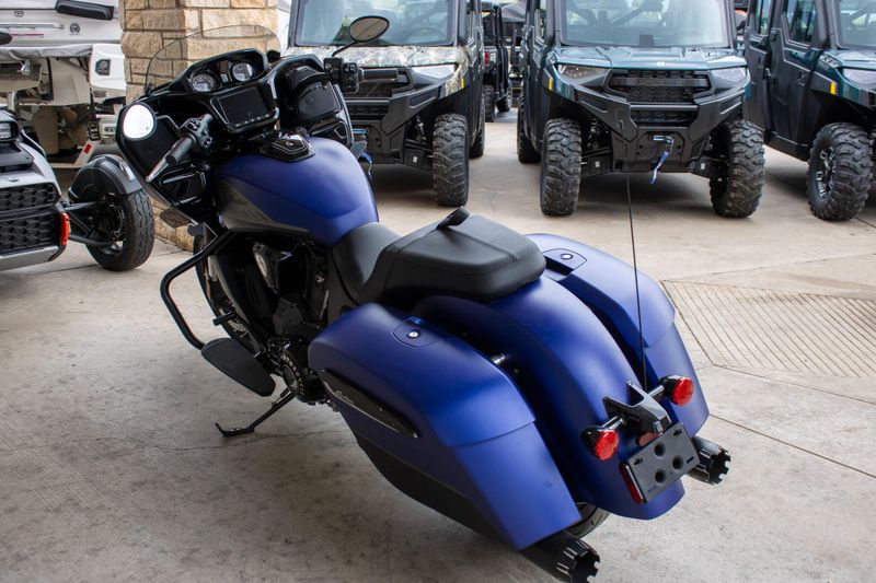 USED 2024 INDIAN MOTORCYCLE INDIAN CHALLENGER DARK HORSE Image 8