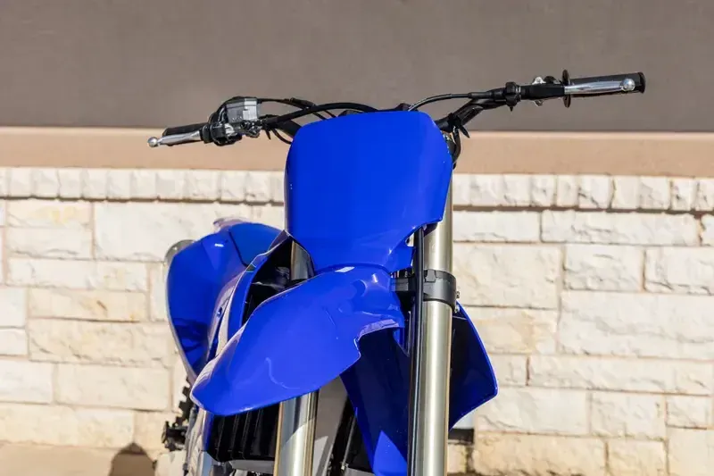 2025 Yamaha YZ450F TEAM BLUEImage 3