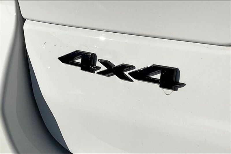 New 2025 Jeep Grand Cherokee Altitude X 4x4Image 13