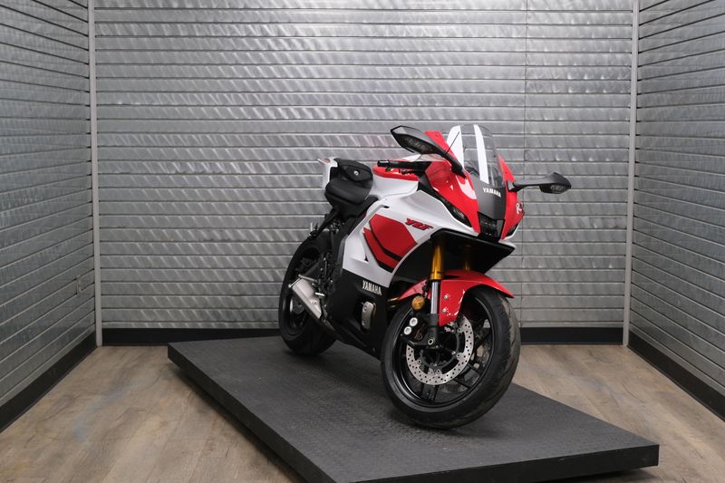 NEW 2026 YAMAHA YZF-R7 70TH ANNIVERSARY EDITION Image 1