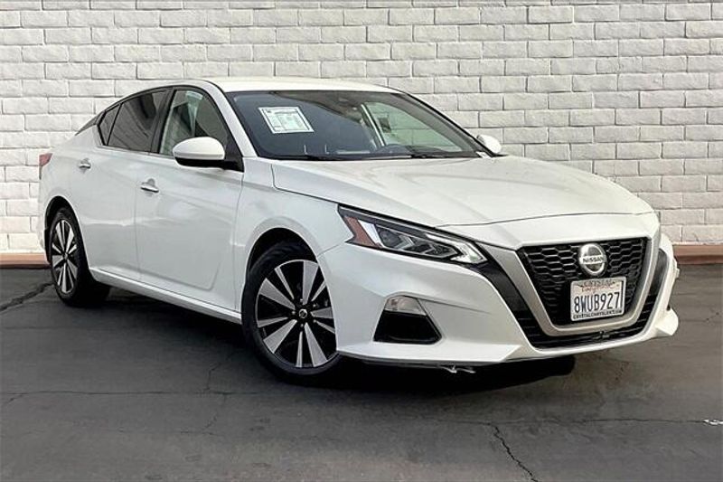 2021 Nissan Altima 2.5 SVImage 11