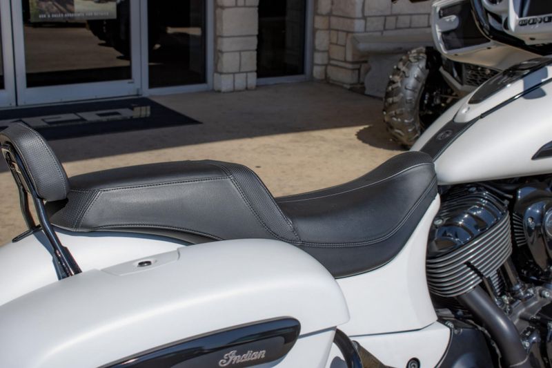 USED 2019 INDIAN MOTORCYCLE CHIEFTAIN DARK HORSE Image 10