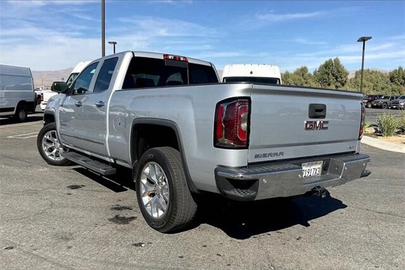 2018 GMC Sierra 1500 SLTImage 5