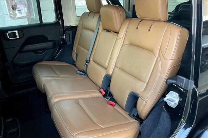 Used 2021 Jeep Wrangler Unlimited RubiconImage 25