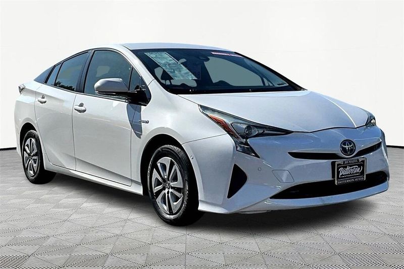Used 2018 Toyota Prius FourImage 7