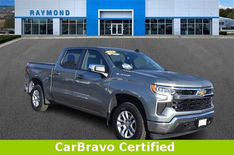 Used 2023 Chevrolet Silverado 1500 LTImage 1