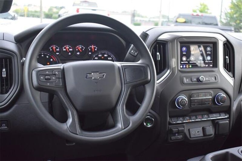 New 2025 Chevrolet Silverado 2500HD CustomImage 22