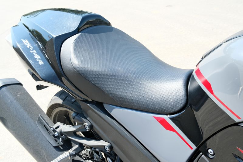 USED 2022 KAWASAKI NINJA ZX14R ABS Image 9