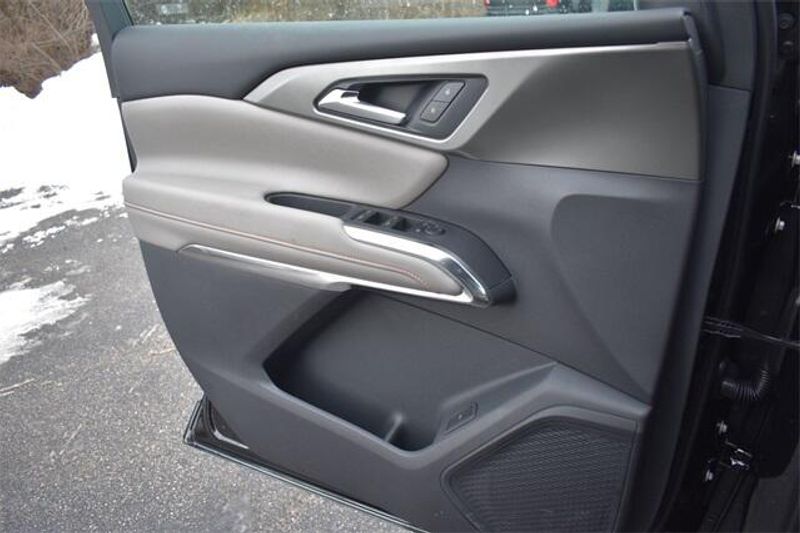 2025 Chevrolet Traverse LTImage 33