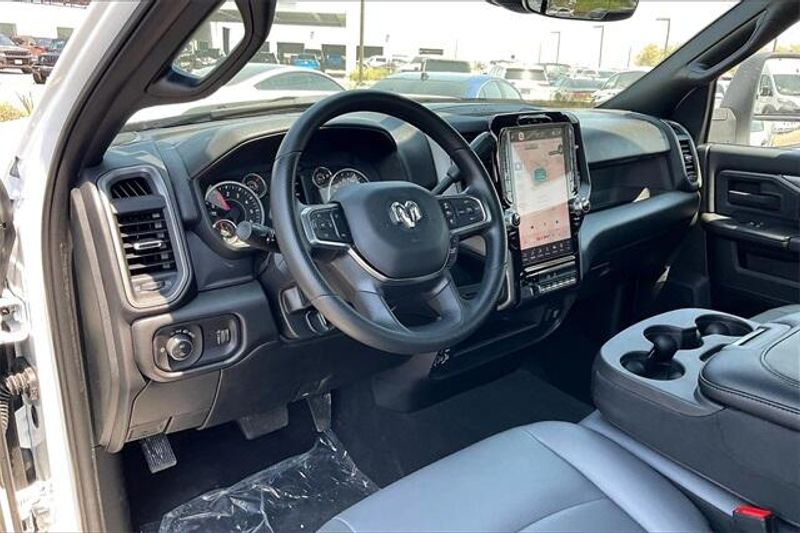 2025 Ram 2500 Tradesman photo 5