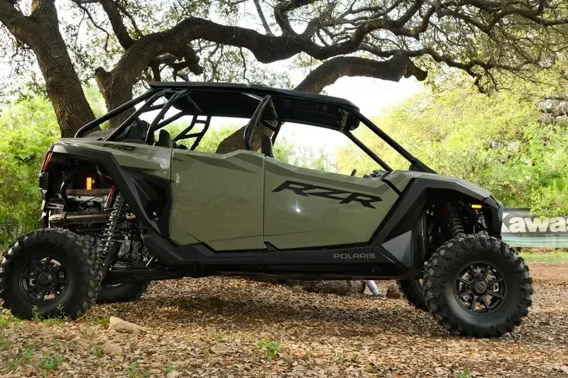 2025 Polaris RZR PRO XP 4 ULTIMATE MOSS GREEN Image 3