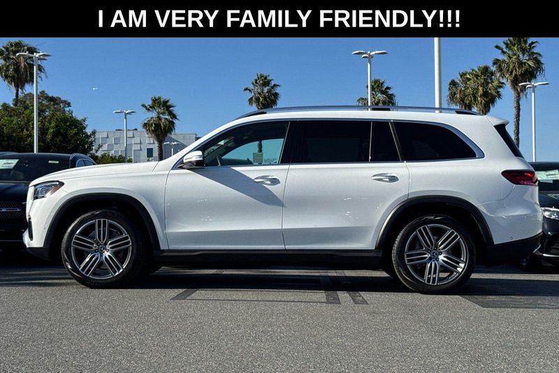 Used 2025 Mercedes-Benz GLS 450Image 7