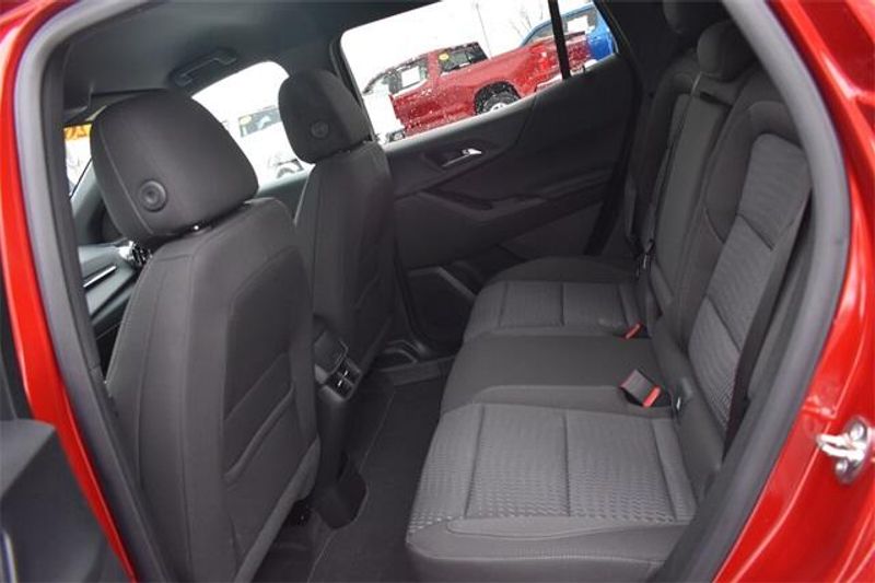 Used 2026 Chevrolet Equinox LTImage 17