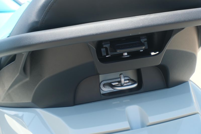 2025 Yamaha FX CRUISER HO WITH AUDIO MINT AND PEARL Image 16