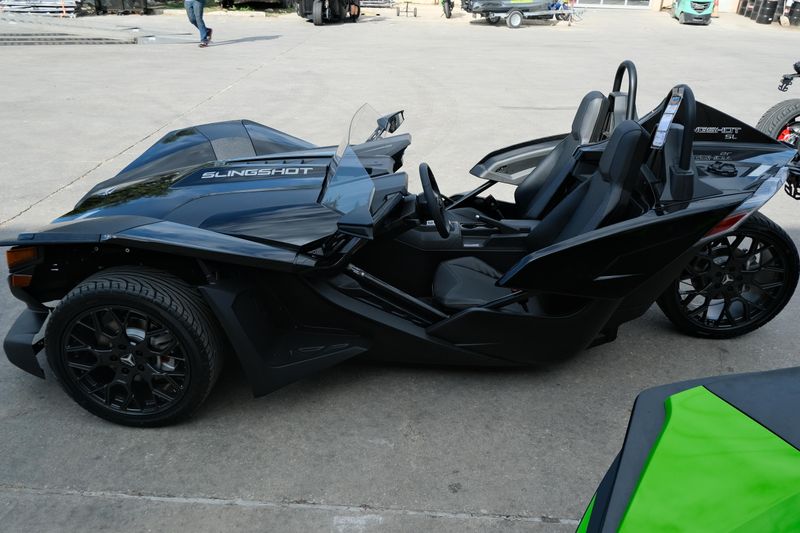 NEW 2025 POLARIS SLINGSHOT SL AUTODRIVE Image 6
