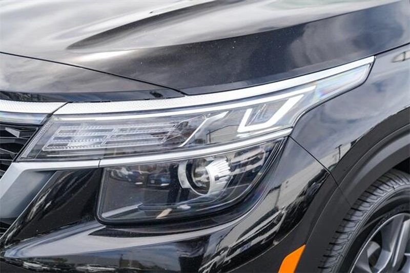 2023 Kia Seltos SImage 10