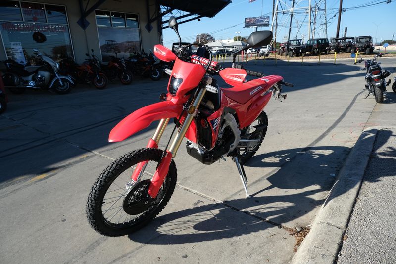 2025 Honda CRF450L REDImage 8