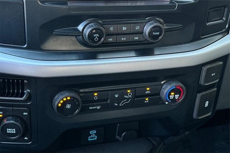 2023 Ford F-150 XLTImage 17