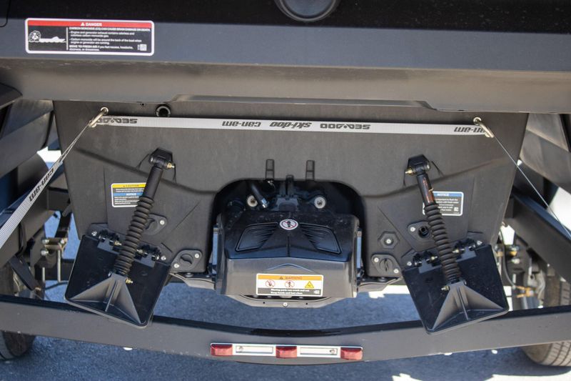 NEW 2026 SEADOO SWITCH CRUISE 21 300HP TECH PACKAGE WITH PAINTED TRAILER Image 8