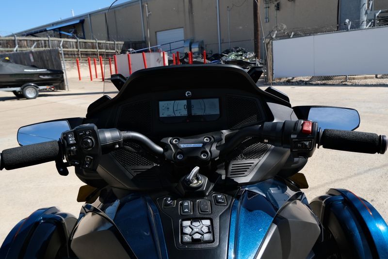 USED 2022 CAN-AM RD SPYDER RT LTD Image 21