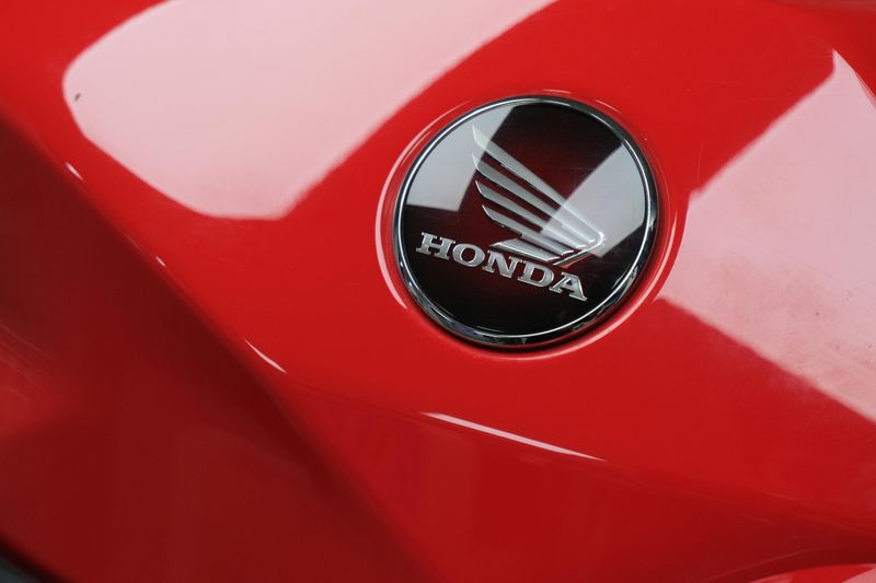 USED 2015 HONDA INTERCEPTOR DLX Image 12