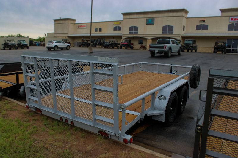 2025 LOAD TRAIL 83 X 16 UTILITY TRAILER Image 2