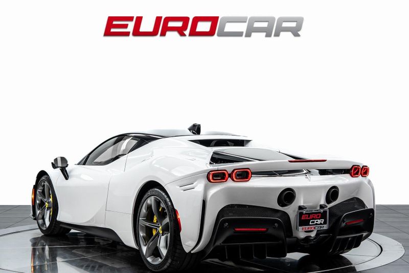 2022 Ferrari SF90 Stradale *SUSPENSION LIFTER * CARBON FIBER OPTIONS*Image 3