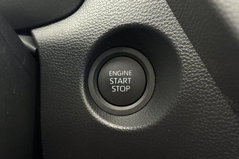 New 2026 Toyota Corolla Cross XLEImage 24