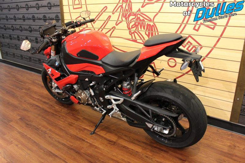 2022 BMW S 1000 R Image 6