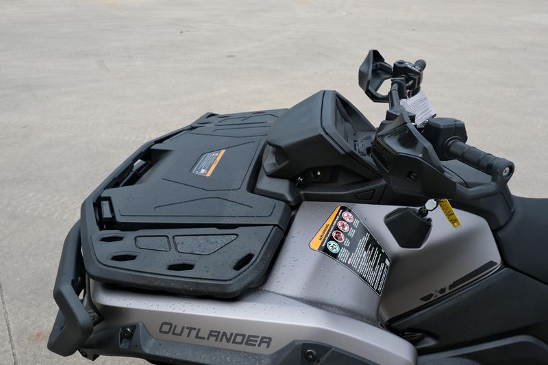 2025 Can-Am OUTLANDER MAX XT 1000R PLATINUM SATIN Image 12
