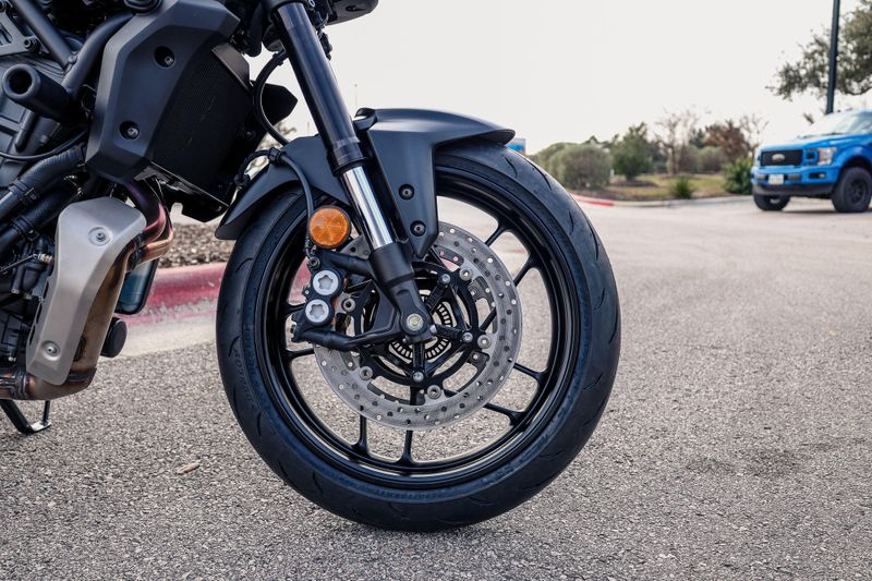 NEW 2025 YAMAHA MT07 Image 18