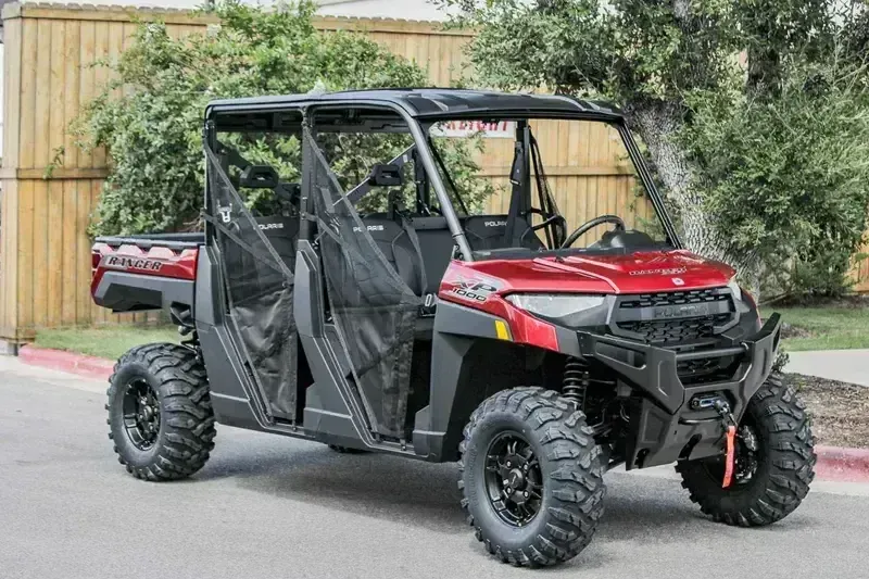 2025 Polaris RANGER CREW XP 1000 PREMIUM SUNSET REDImage 1