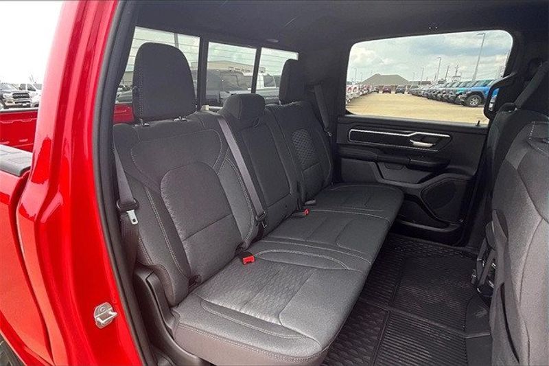 2025 RAM 1500 Lone Star Crew Cab 4x4 5