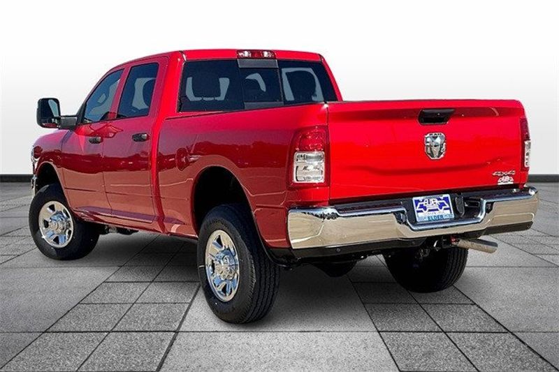 2024 RAM 2500 Tradesman Crew Cab 4x4 6