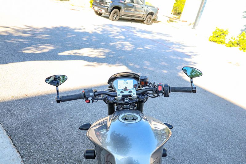 USED 2024 TRIUMPH STREET TRIPLE 765 RS Image 7