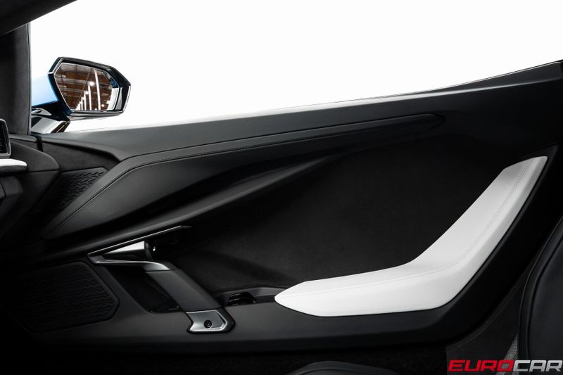 Used 2025 Lamborghini Revuelto *HIGH GLOSS STYLE PACKAGE * PASSENGER DISPLAY*Image 28