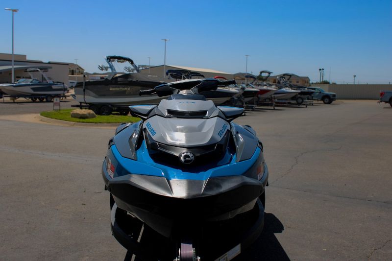 2020 SEADOO GTX 170 BLUE Image 2
