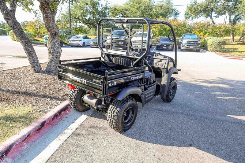 NEW 2026 KAWASAKI MULE SX 4X4  in a SUPER BLACK exterior color. Family PowerSports (877) 886-1997 familypowersports.com